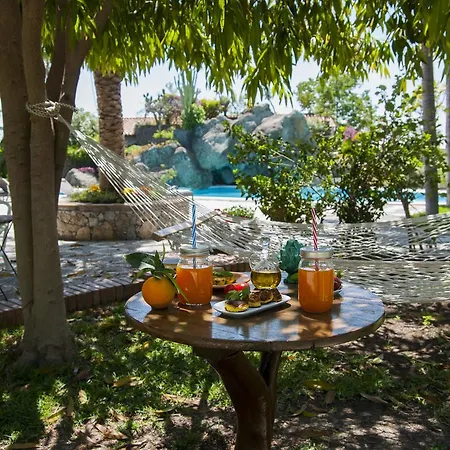 La Bed and Breakfast Giardini Naxos