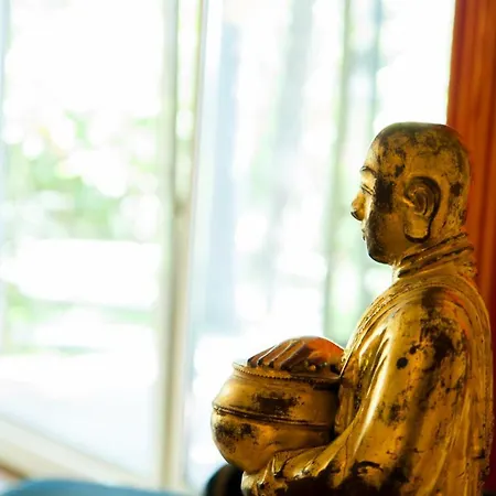 La Bed and Breakfast