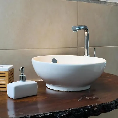 La Отель типа 